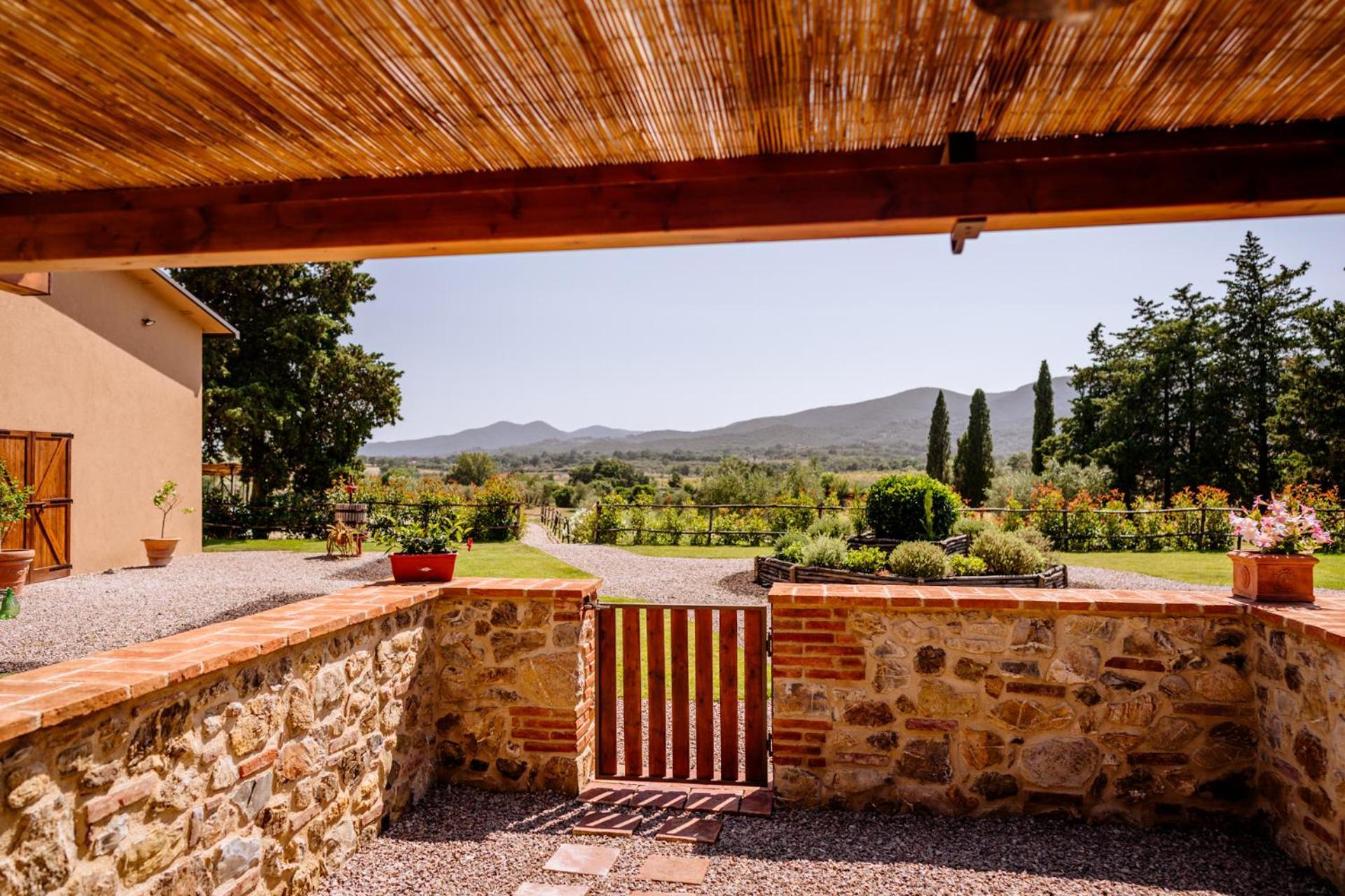 Agriturismo Giu Al Pozzo Gavorrano Buitenkant foto